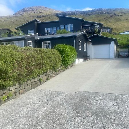 Villa Cosy House With Stunning View à Sørvágur Extérieur photo