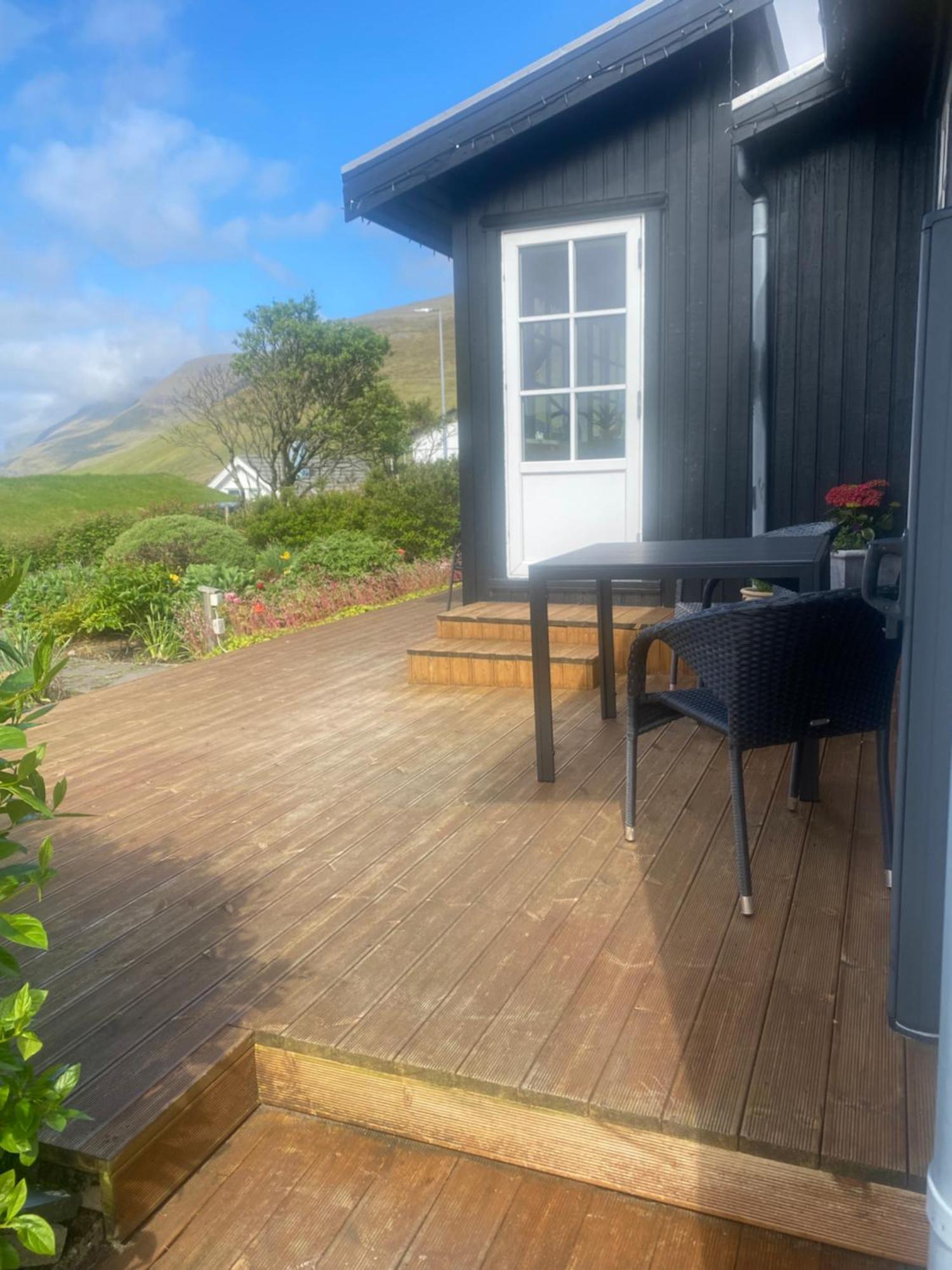Villa Cosy House With Stunning View à Sørvágur Extérieur photo
