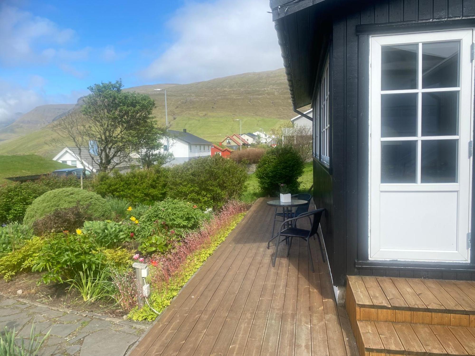 Villa Cosy House With Stunning View à Sørvágur Extérieur photo